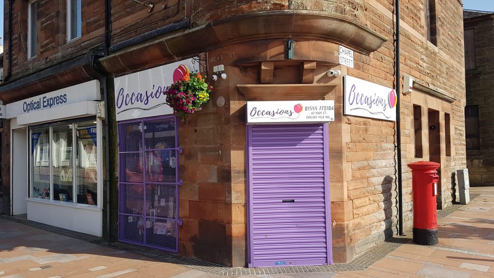 new signage (image courtesy Carluke BID)